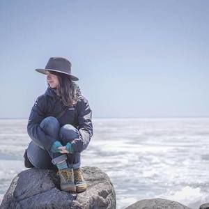 Meet your Posher, Emma